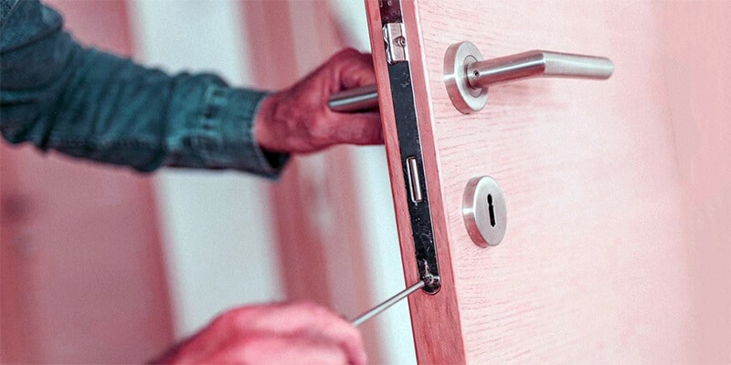 door lock installation manhattan - Jesuits locksmith